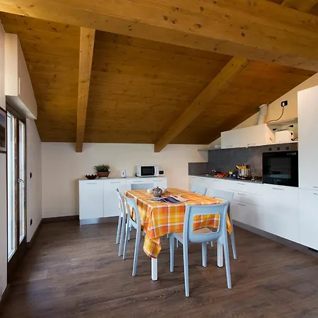 Apartman Sleeps 6