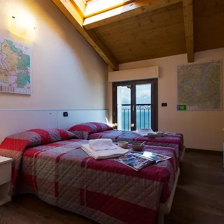 Apartman Sleeps 6 *