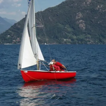Apartman Sleeps 6 Pianello Del Lario